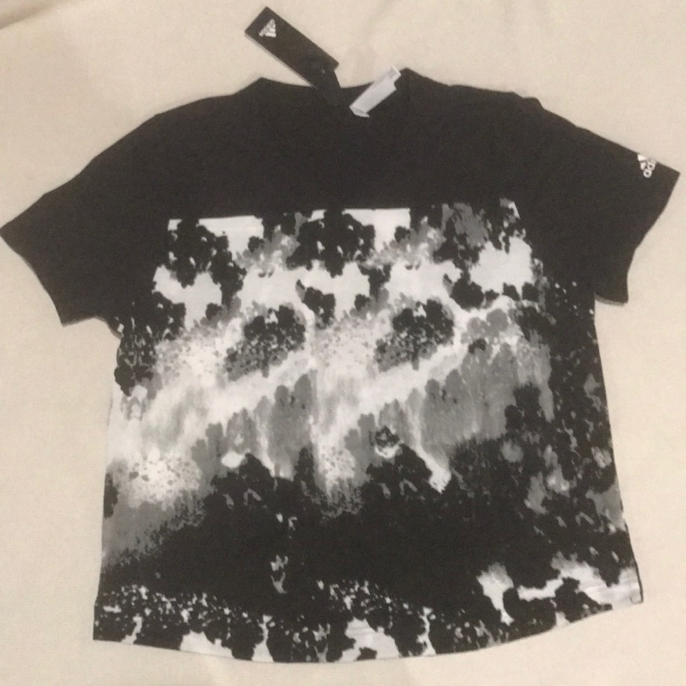 NWT adidas black camo short sleeve vneck tee shirt